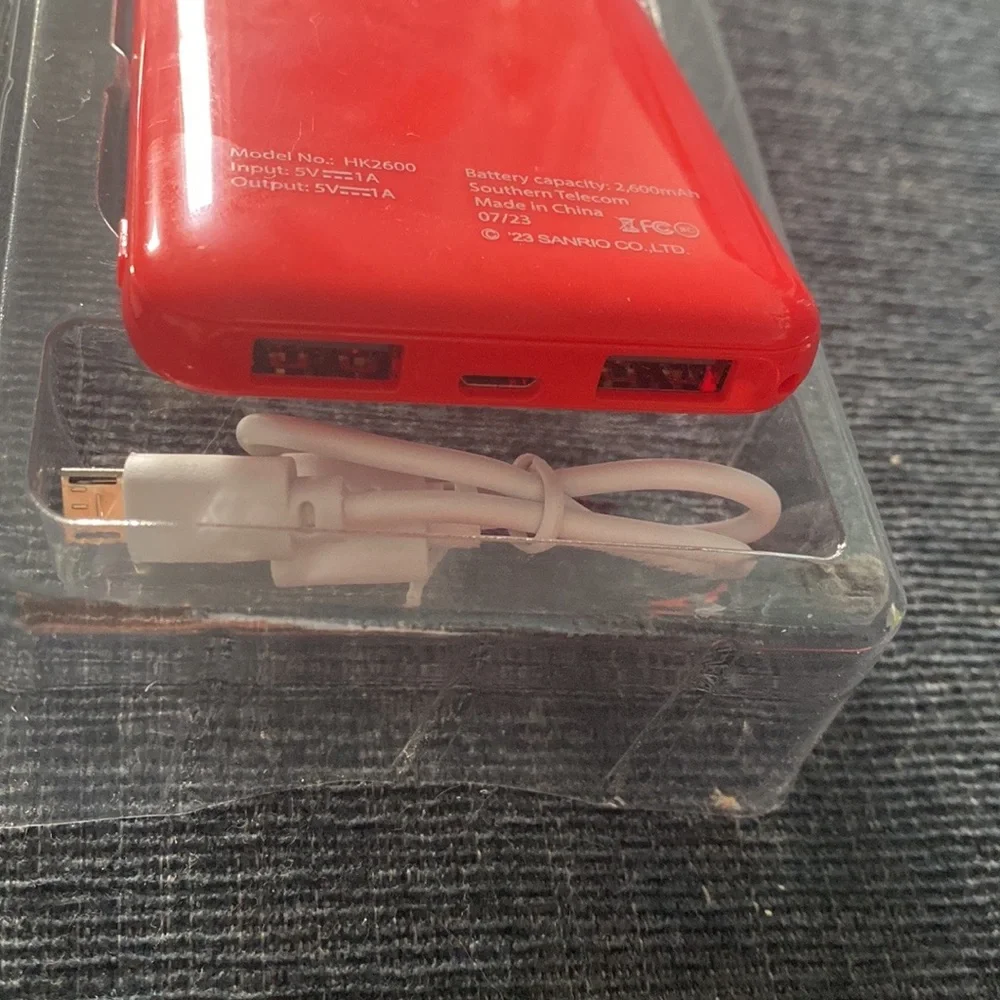 Hello Kitty Portable Powerbank Charger 2600mah
